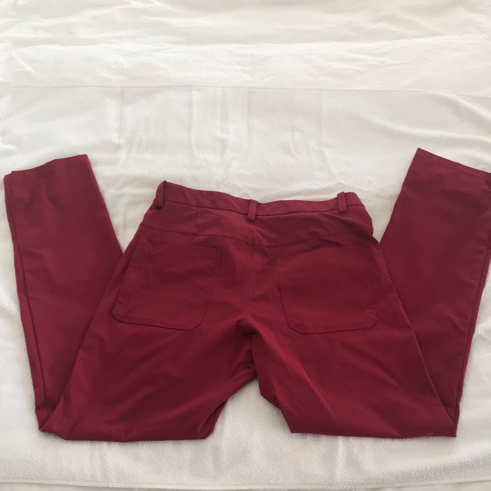 Men’s lululemon mission pant. Size 34